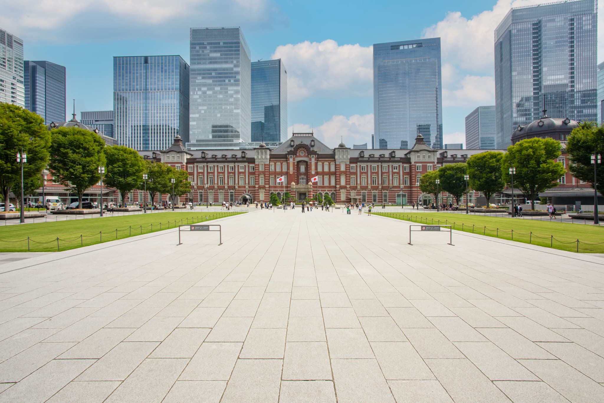 丸の内中央広場のダイアローグのメイン画像